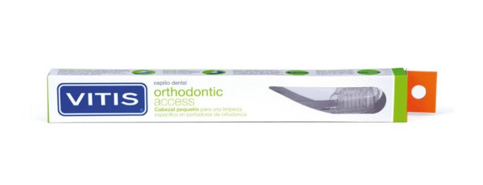 Зубна щітка Vitis Orthodontic із маленькою головкою