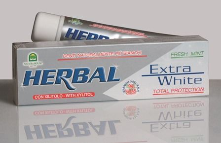 Зубна паста Natura House Екстра відбілювання 100 мл